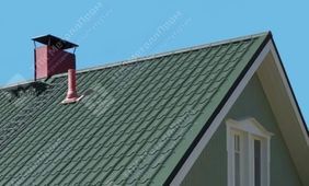 Металлочерепица Монтеррей п/э RAL 6005 (зелёный мох) 0,4 мм